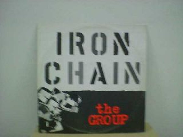 画像1: ロック The Group / Iron Chain ニューウェーブ12インチです。 (1)