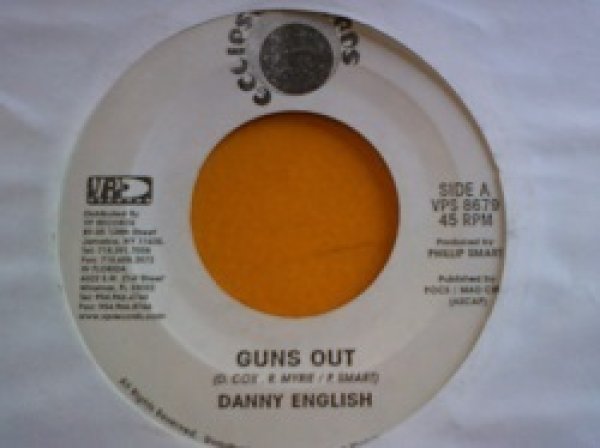 画像1: レゲエ Danny English / Guns Out 7インチです。 (1)