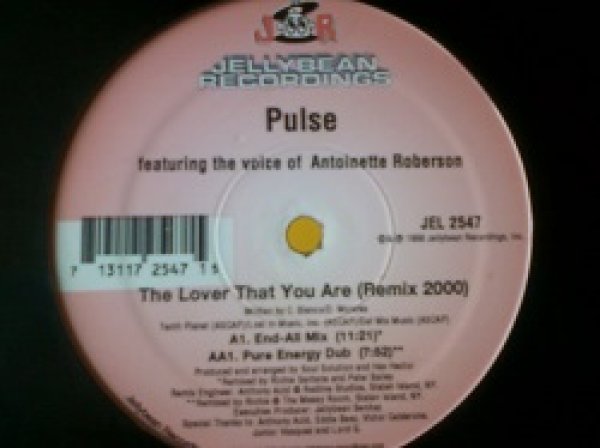 画像1: ハウス Pulse / The Lover That You Are (Remix 2000) 12インチです。 (1)